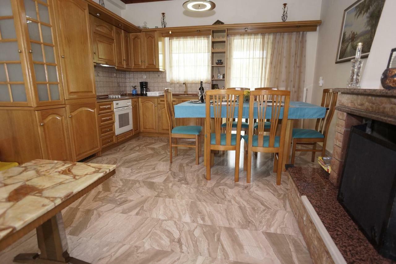 Nikitas Apartment Kanali  Bagian luar foto