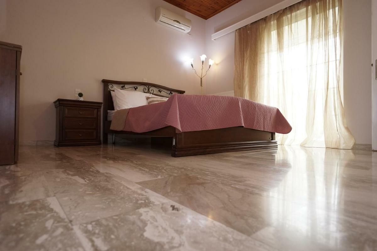 Nikitas Apartment Kanali  Bagian luar foto