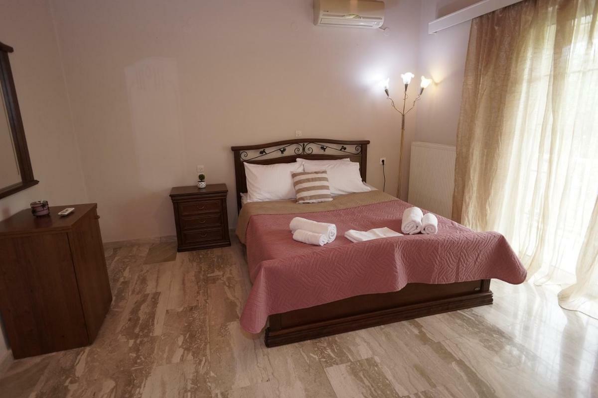 Nikitas Apartment Kanali  Bagian luar foto